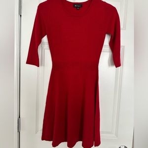JUNIORS KNIT PLAID SWEATERDRES its new. Size S